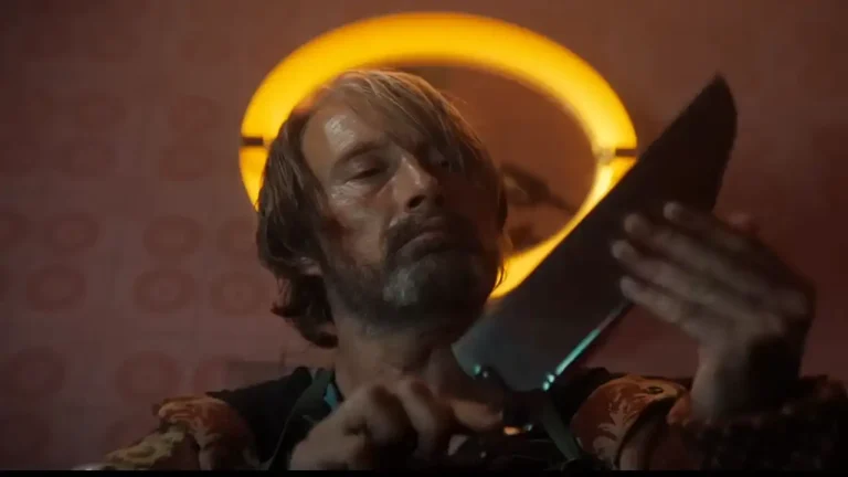 Mads Mikkelsen caza monstruos en “Dust Bunny”, la retorcida fantasía oscura de Bryan Fuller tráiler