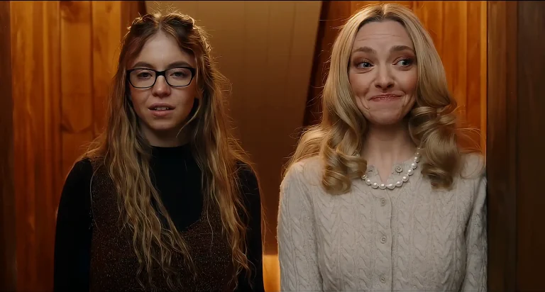 trailer la asistenta en español con Sydney Sweeney y Amanda Seyfried
