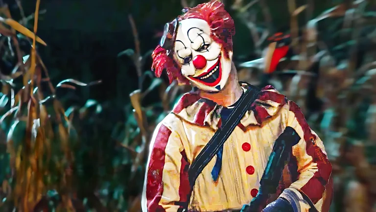 Cosecha Sangrienta película que mezcla terror y comedia