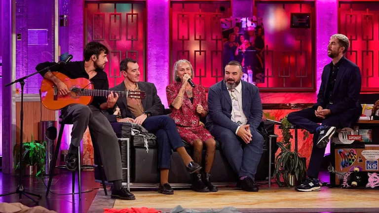 La Mari de Chambao en la revuelta confiesa que ha superado otro cáncer